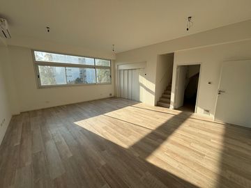 Departamento semipiso 4 ambientes en venta en Villa Devoto