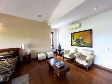 VENTA HERMOSA CASA EN CONDOMINIO SECTOR MALABAR CERRITOS PEREIRA