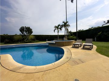 VENTA HERMOSA CASA EN CONDOMINIO SECTOR MALABAR CERRITOS PEREIRA