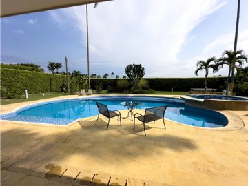 VENTA HERMOSA CASA EN CONDOMINIO SECTOR MALABAR CERRITOS PEREIRA