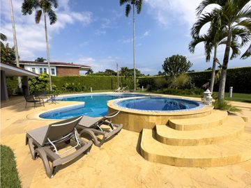 VENTA HERMOSA CASA EN CONDOMINIO SECTOR MALABAR CERRITOS PEREIRA