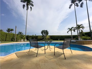 VENTA HERMOSA CASA EN CONDOMINIO SECTOR MALABAR CERRITOS PEREIRA