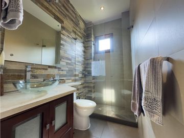 VENTA HERMOSA CASA EN CONDOMINIO SECTOR MALABAR CERRITOS PEREIRA