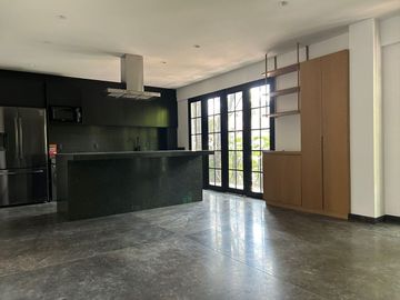 Departamento exterior con balcones y loft en Col. Condesa $15,800,000.00