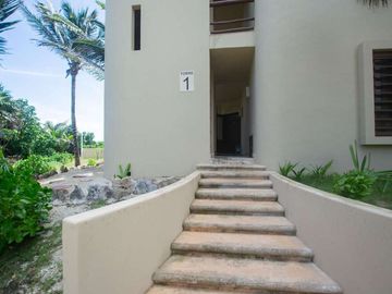 RESIDENCIA EXCLUSIVA FRENTE AL MAR, 2 HABITACIONES 2 BAÑOS