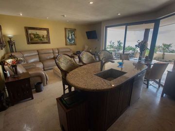 RESIDENCIA EXCLUSIVA FRENTE AL MAR, 2 HABITACIONES 2 BAÑOS