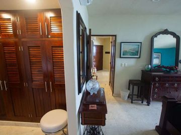 RESIDENCIA EXCLUSIVA FRENTE AL MAR, 2 HABITACIONES 2 BAÑOS