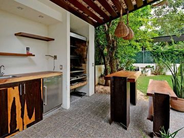 ÚNICA Y EXCEPCIONAL CASA DENTRO DE COMUNIDAD CERRADA