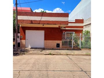 Tu Nuevo Hogar te espera!!! Venta de una casa de 4 ambientes San Justo se Escuchan Ofertas!