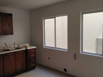 Casa en Venta o Renta con Opcion a Compra, Real Segovia. Puebla