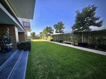 Departamento en Averanda Residencial: Jardín Privado, Amenidades de Lujo