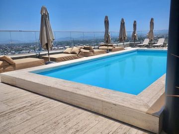 Departamento en Averanda Residencial: Jardín Privado, Amenidades de Lujo