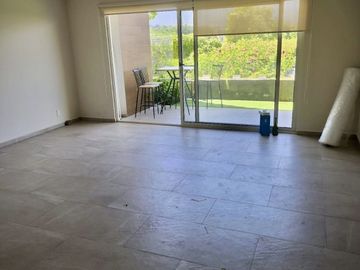 Departamento en Averanda Residencial: Jardín Privado, Amenidades de Lujo
