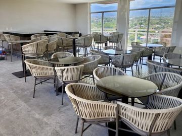 Departamento en Averanda Residencial: Jardín Privado, Amenidades de Lujo