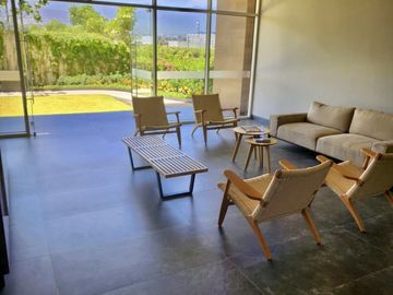 Departamento en Averanda Residencial: Jardín Privado, Amenidades de Lujo