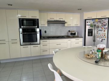 Casa en Venta para remodelar en Colinas del Bosque, Tlalpan