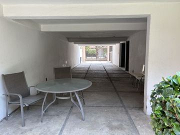 Casa en Venta para remodelar en Colinas del Bosque, Tlalpan