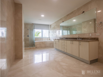 VENTA ALQUILER APARTAMENTO PH MIRADORES - PUNTA PAITILLA (3)