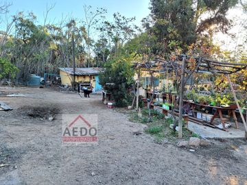 Se vende Terreno de 3000 m2 con casa, comuna de La Calera