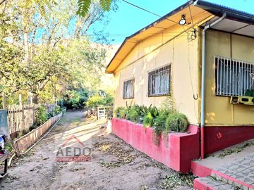 Se vende Terreno de 3000 m2 con casa, comuna de La Calera