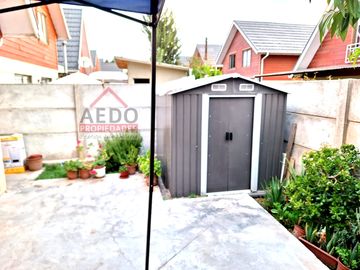 Se Vende Linda Casa Aislada de dos pisos, en Condominio Vall