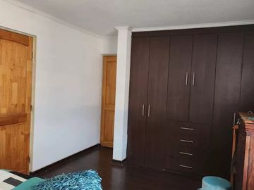 VENTA CASA 4HAB 3BA LIMACHE