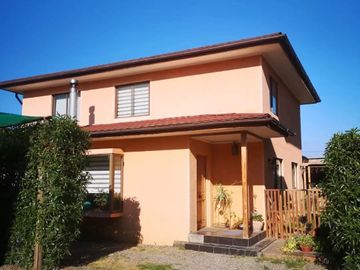 VENTA CASA 4HAB 3BA LIMACHE
