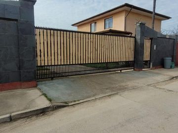 VENTA CASA 4HAB 3BA LIMACHE