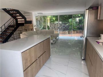 Casa en venta en El Poblado sector Altos del Poblado