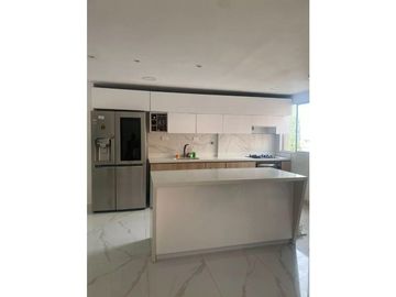 Casa en venta en El Poblado sector Altos del Poblado
