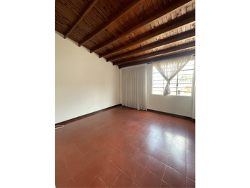 Vendo casa unifamiliar en Santa Monica