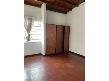 Vendo casa unifamiliar en Santa Monica