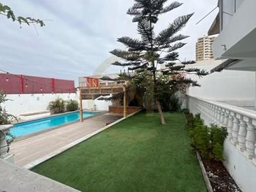 Casa grande en sector sur Iquique