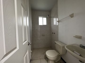 CASA EN VENTA- VENTURA DE ASIS