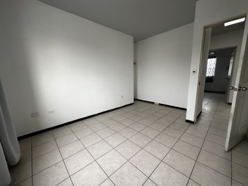 CASA EN VENTA- VENTURA DE ASIS