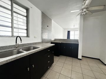 CASA EN VENTA- VENTURA DE ASIS