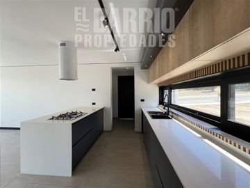 Casa en Venta en Chicureo / Piedra Roja