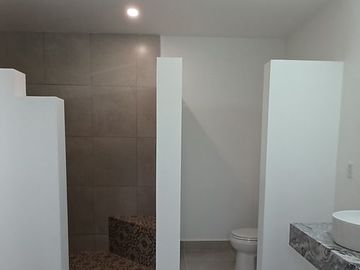 CASA POR BOULEVARD GTO