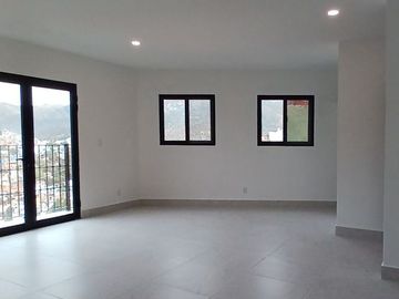 CASA POR BOULEVARD GTO