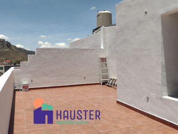 CASA POR BOULEVARD GTO