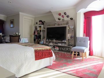Soleada casa en Villuco
