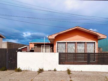 ¡Gran oportunidad para remodelación! Propiedad en Zona Sur