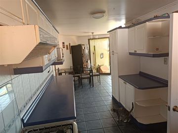 Casa en Venta en Con Avenida Padre Hurtado
