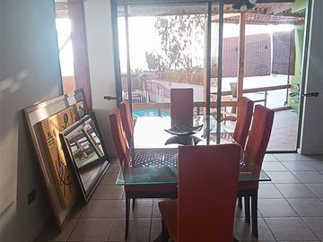 Casa en Venta en Con Avenida Padre Hurtado