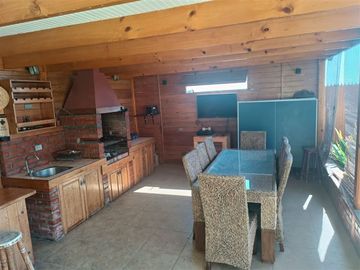 Casa en Venta en Con Avenida Padre Hurtado