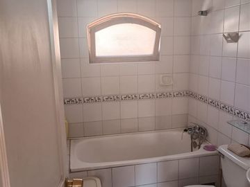 Casa en Venta en Con Avenida Padre Hurtado
