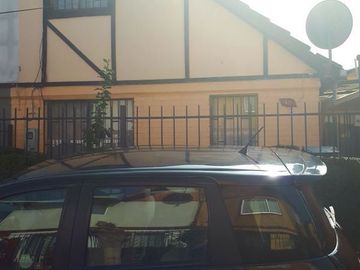 Casa en Venta en Metro Las Parcelas.
