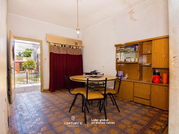 VENDO CASA A RECICLAR EN FISHERTON 2 DORMITORIOS
