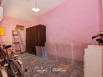 VENDO CASA A RECICLAR EN FISHERTON 2 DORMITORIOS