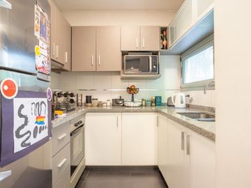 venta casa de 3 dormitorios con terraza y cochera en arroyito